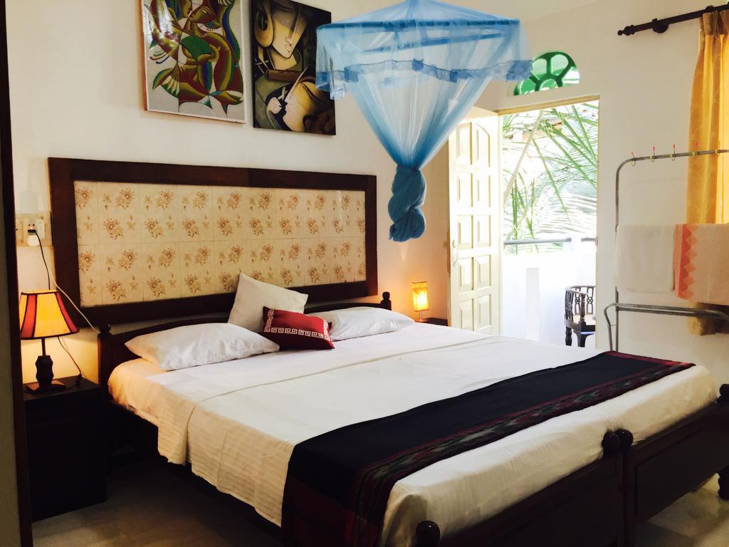 Holiday Nest Bed & Breakfast Wadduwa Eksteriør billede